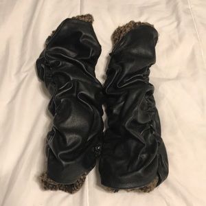NWT Earthbound double layer leg warmers